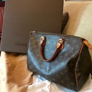 Louis Vuitton Speedy 30